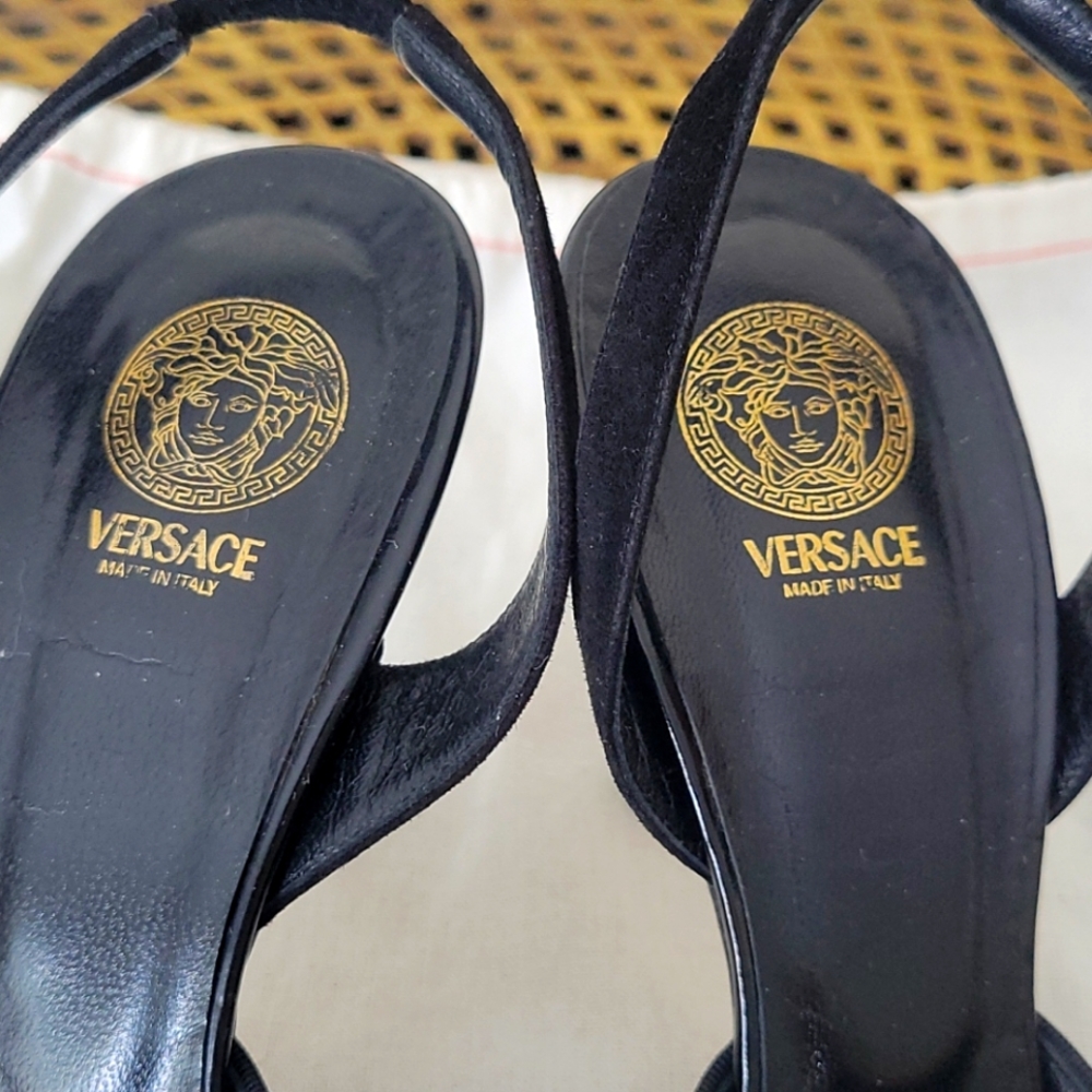 VERSACE Black Leather /Suede Pointed Toe Mules with Sling Back Woman’s Size 36.5 - Picture 7 of 8